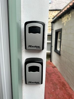 1762077225