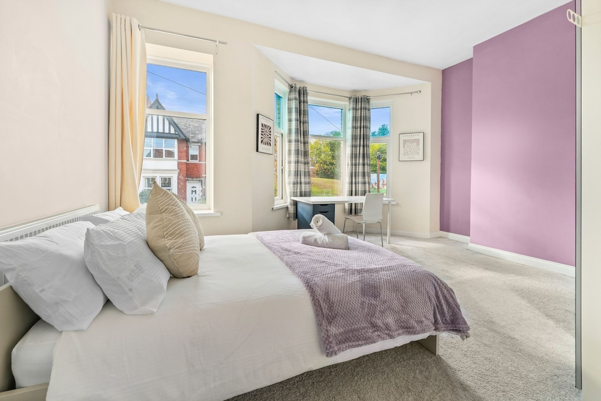 The Royal Stay at Queens Hill | Sleeps 10