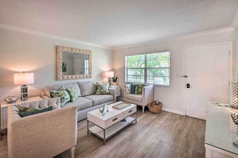 Renovated Studio at Naples Beach & Town — photo 6