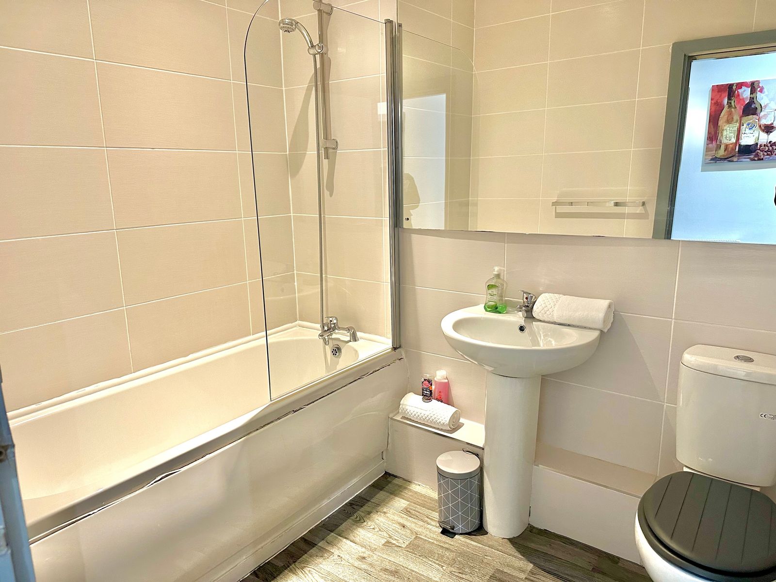 Carmine 2 · Carmine Suite Winter Gardens 2Bed Apartment
