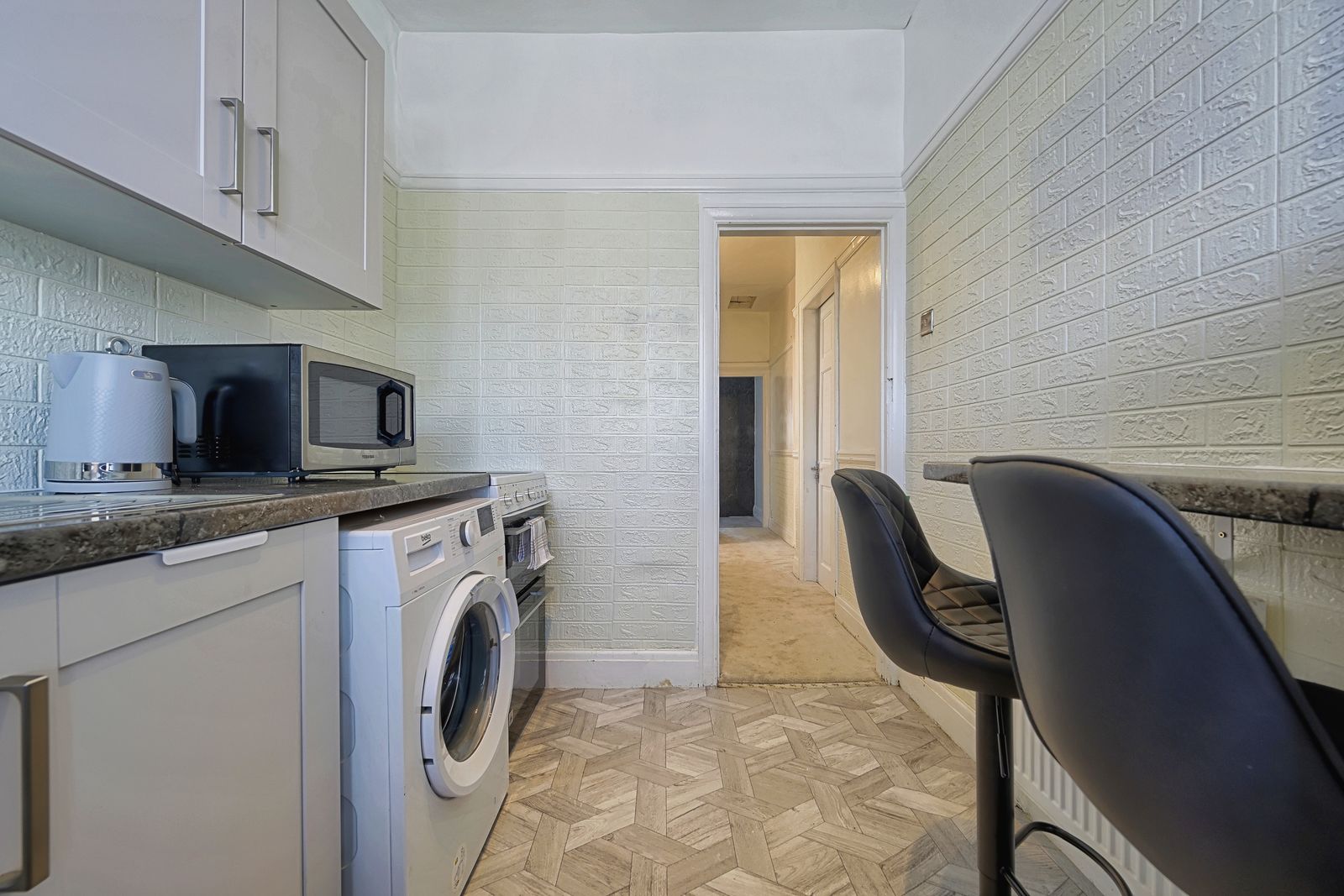 Chic 2BR Apartment for 8 in Vibrant Chorlton