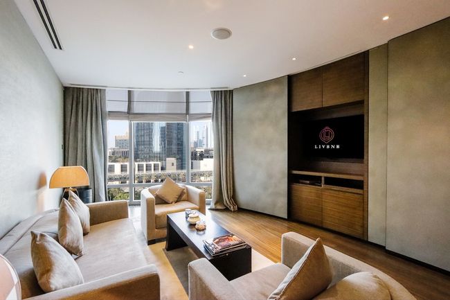 Iconic 1BR Luxury in the Sky by Livbnb