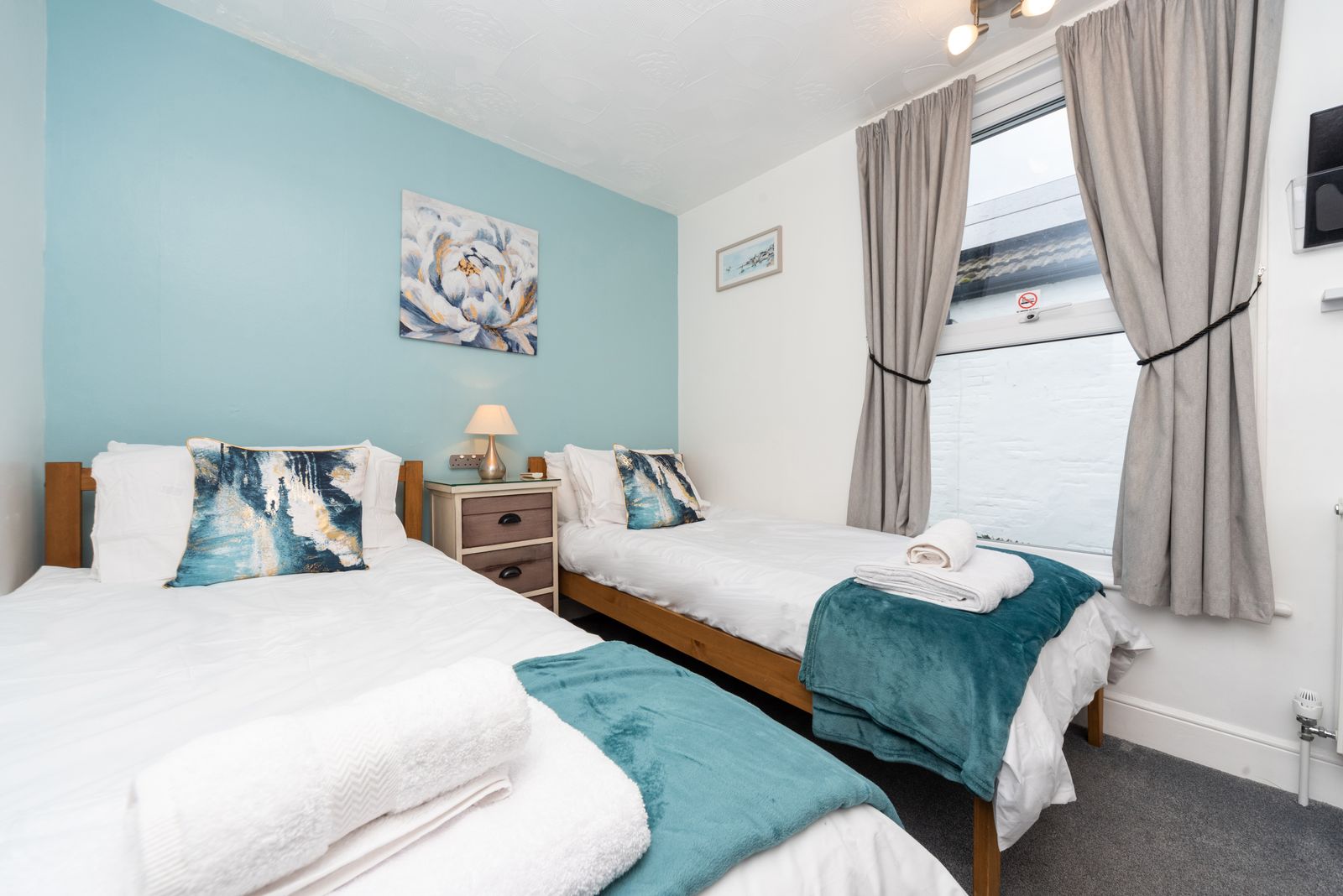 Private Twin Room with En-suite