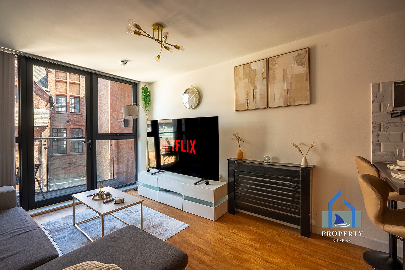 1BR Near Deansgate | Balcony | Free Parking