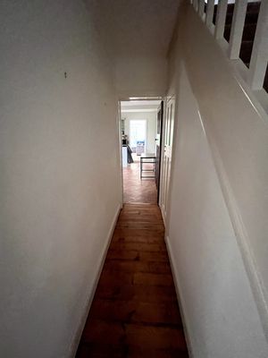 1759086608