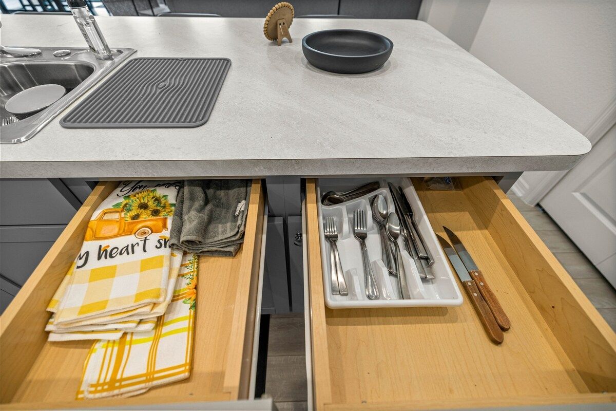 The Eastport Escape | New 3BR | King + Golf Cart — photo 18