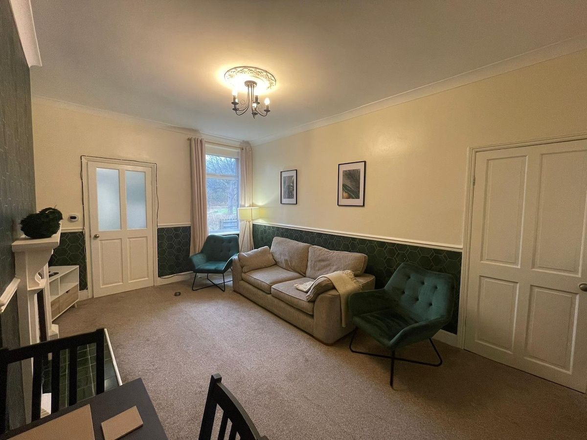 Group-Ready 3BR • Fits 6 Affordable & Comfortable