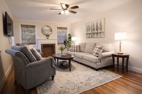 The Ann, 2BR Home by Velvet Ditch Villas