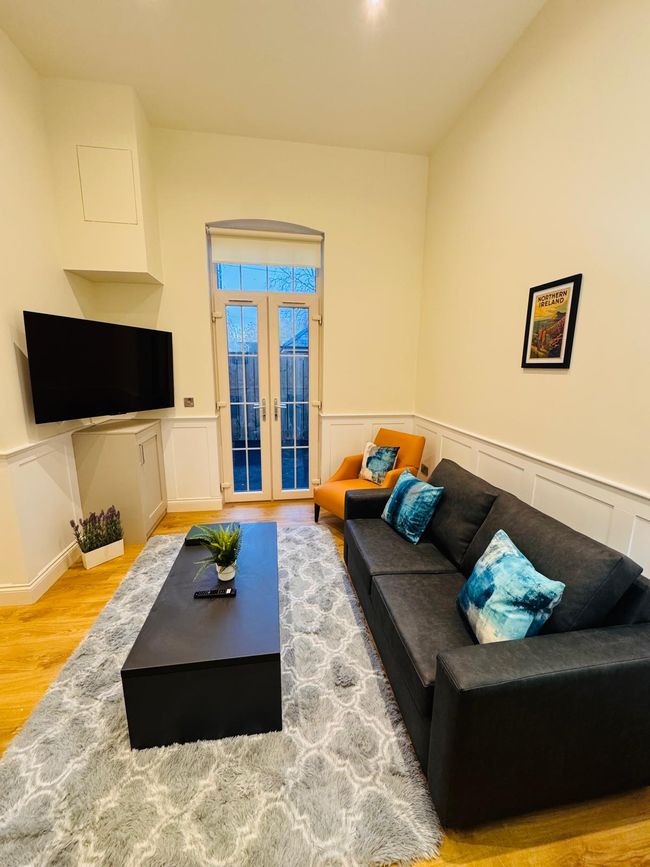 P3 · 1-Bed Near Ormeau Rd • Great Location