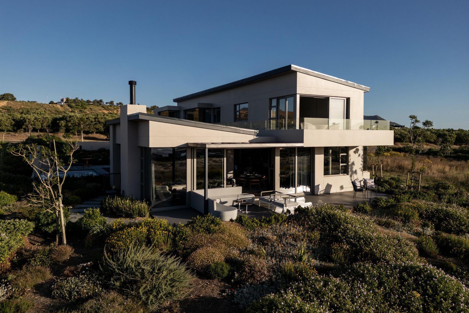 Sweet lagoon luxury: Pool, hot tub & cozy fires at Milk & Honey