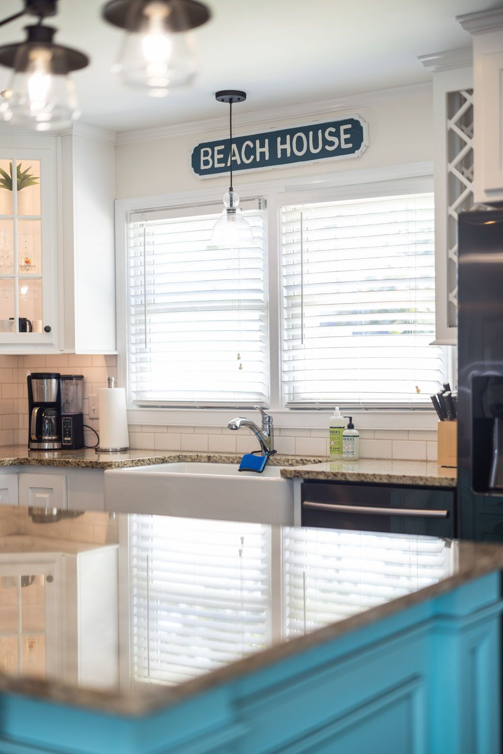 The Oasis - Heated POOL - Tiki Bar - Beach Life!