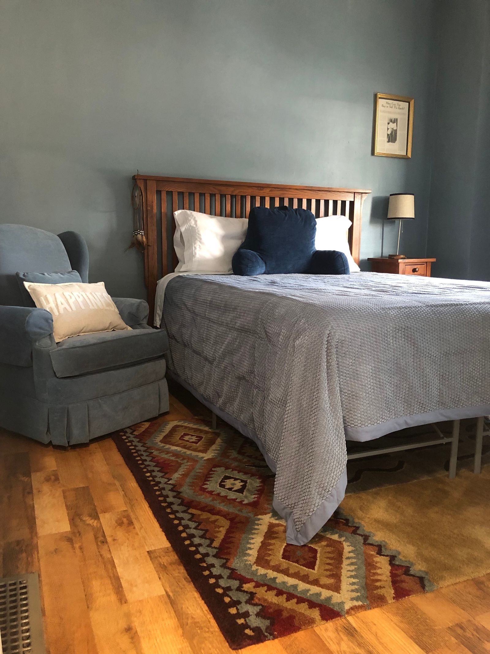 Tipton, IN Hotel-downtown w/ private bed/bathroom