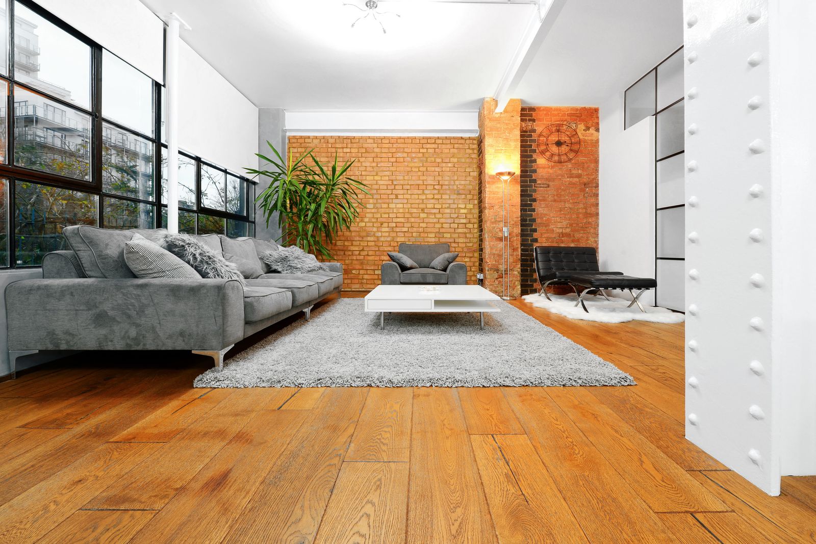 Luxury 3-bed S1 Apartment with Projector & Pool Table