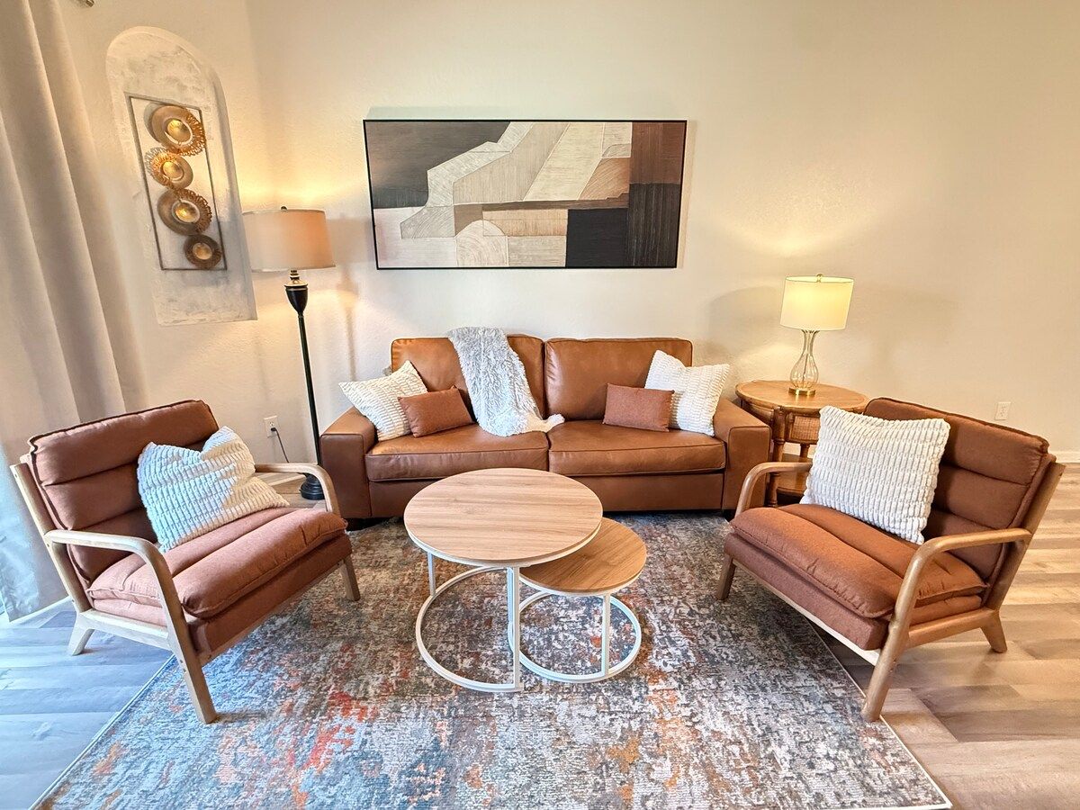 Regal Palms 4 Bed Hideaway