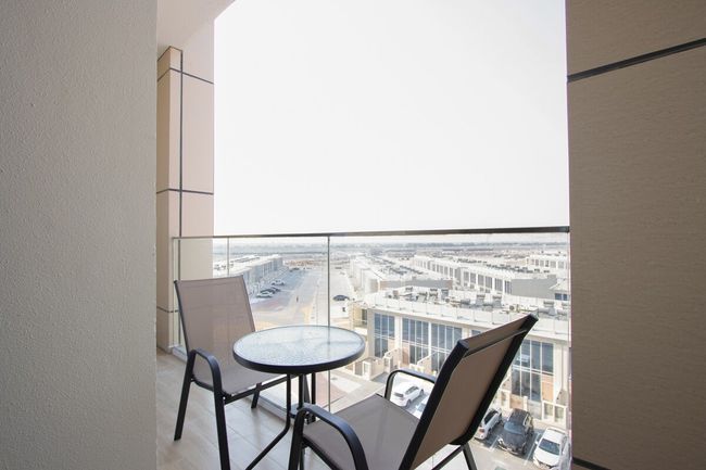 Livbnb - Brand New 1B in Rukan, Dubailand