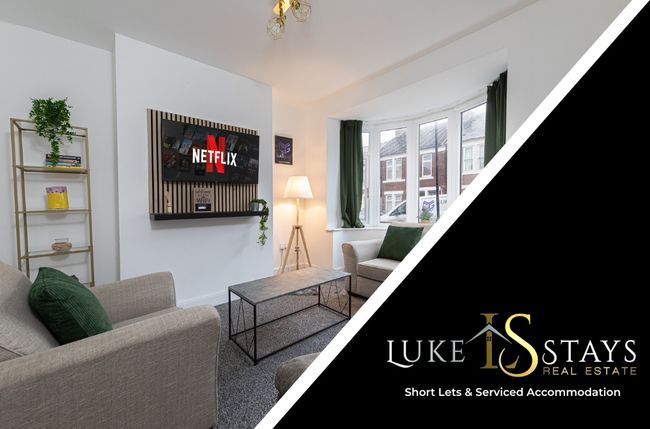 Luke Stays - Grace Street