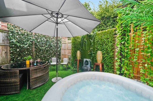 The City Centre Longport Retreat