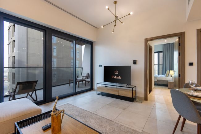 Livbnb-Classy 2B w/ Jacuzzi & BurjKhalifa View