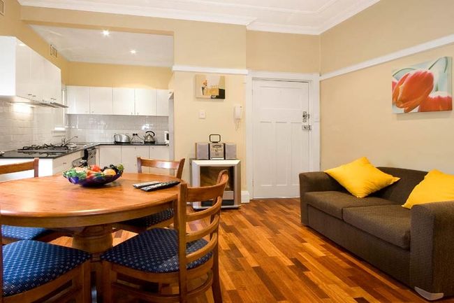 Neutral Bay 1 Bedroom Apartment
