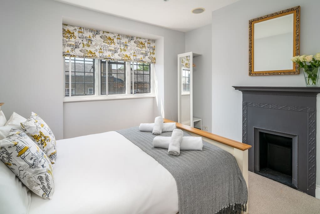 Luxury 2 Bed Apartment, Eton High Street
