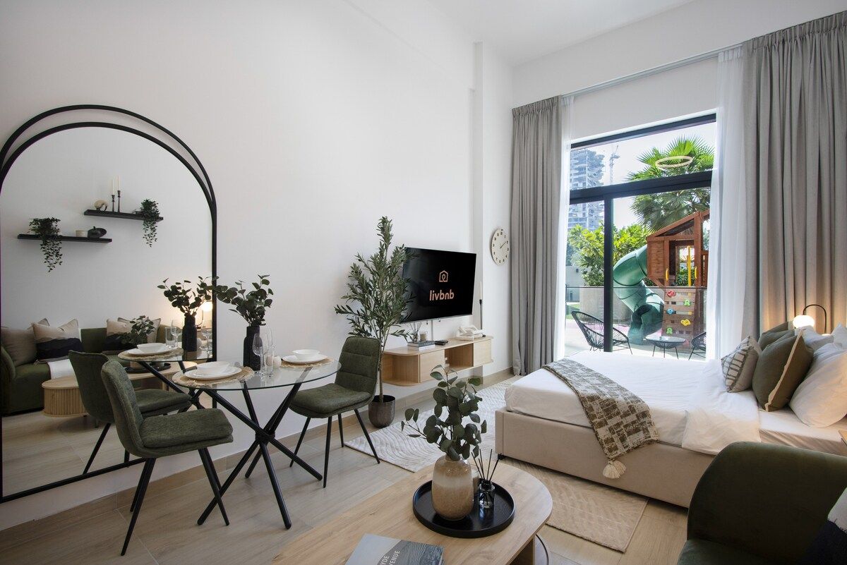 Brand New Stay | Low Floor with Pool, Gym Access