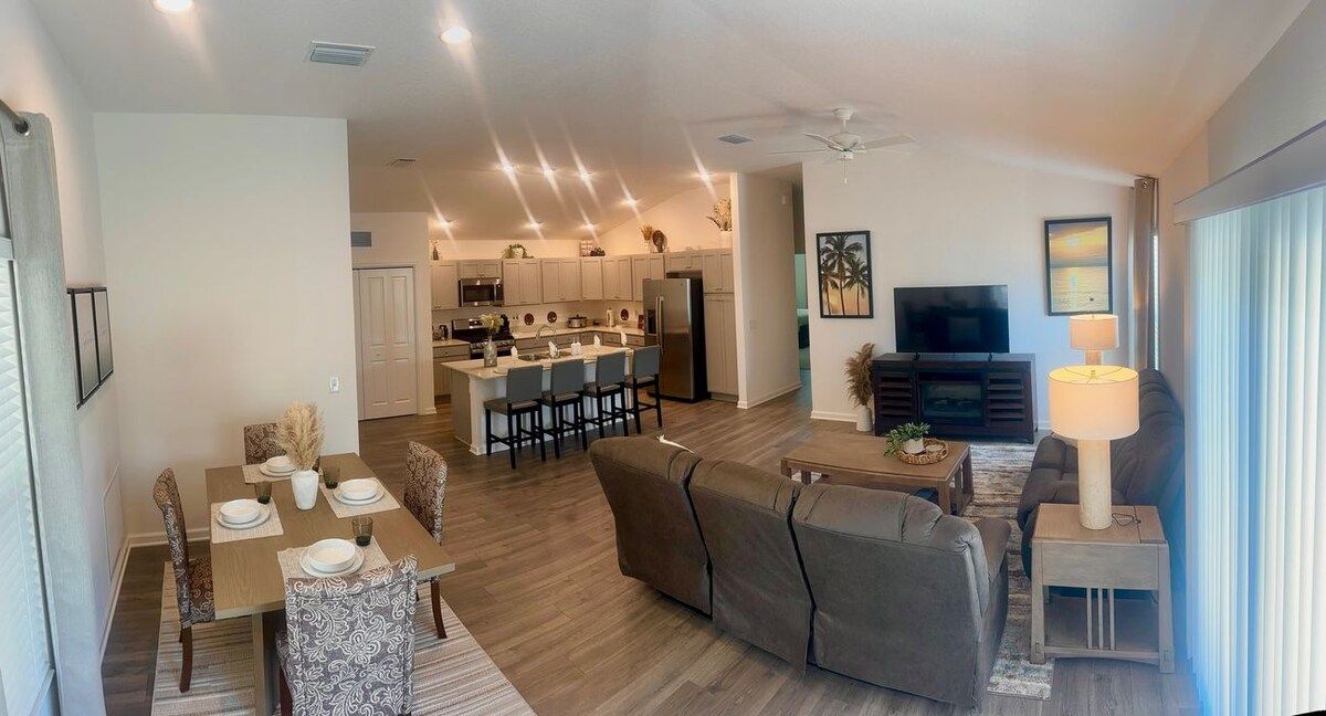 Fire Pit Villa · 2BR · Golf Cart · Near Eastport — photo 6