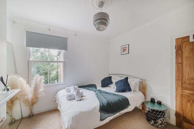 On-Street Parking; Clean, Quirky, Unique Flat Elephant & Castle 2 bed