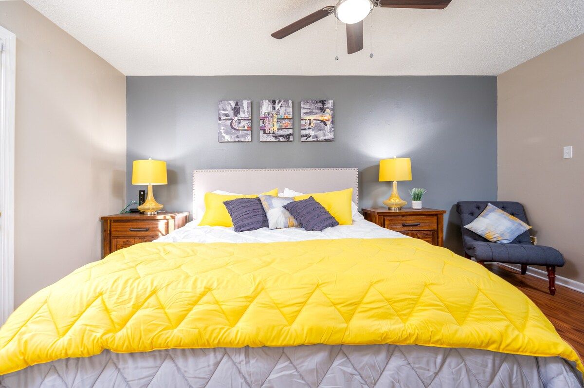 Nurse Ready• Wifi • Smart TV • Kitchen • Pets •W/D