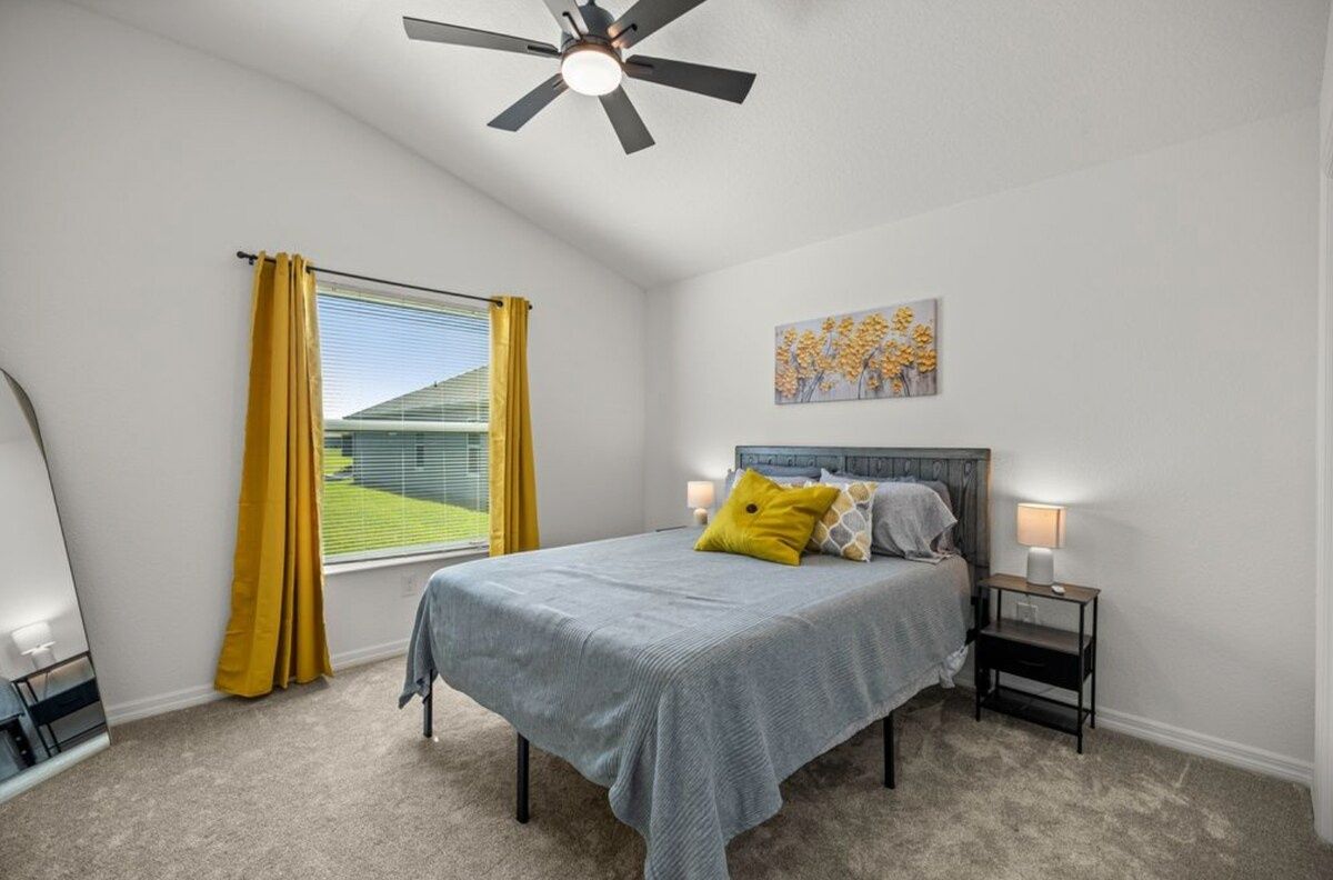 The Eastport Escape | New 3BR | King + Golf Cart — photo 7