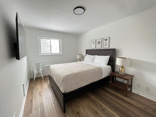 Letitia Heights @D Quiet and Stylish Private Bdrm