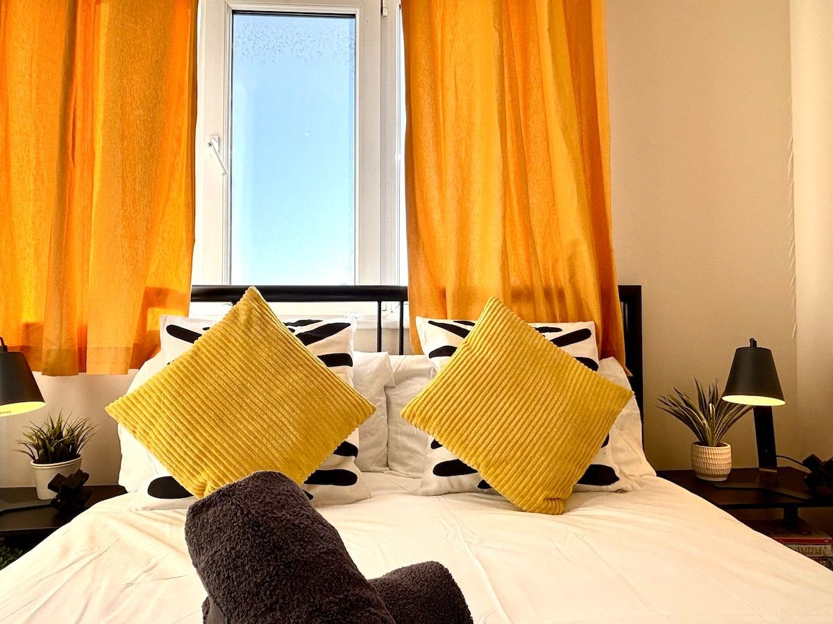 Central Station Apartment