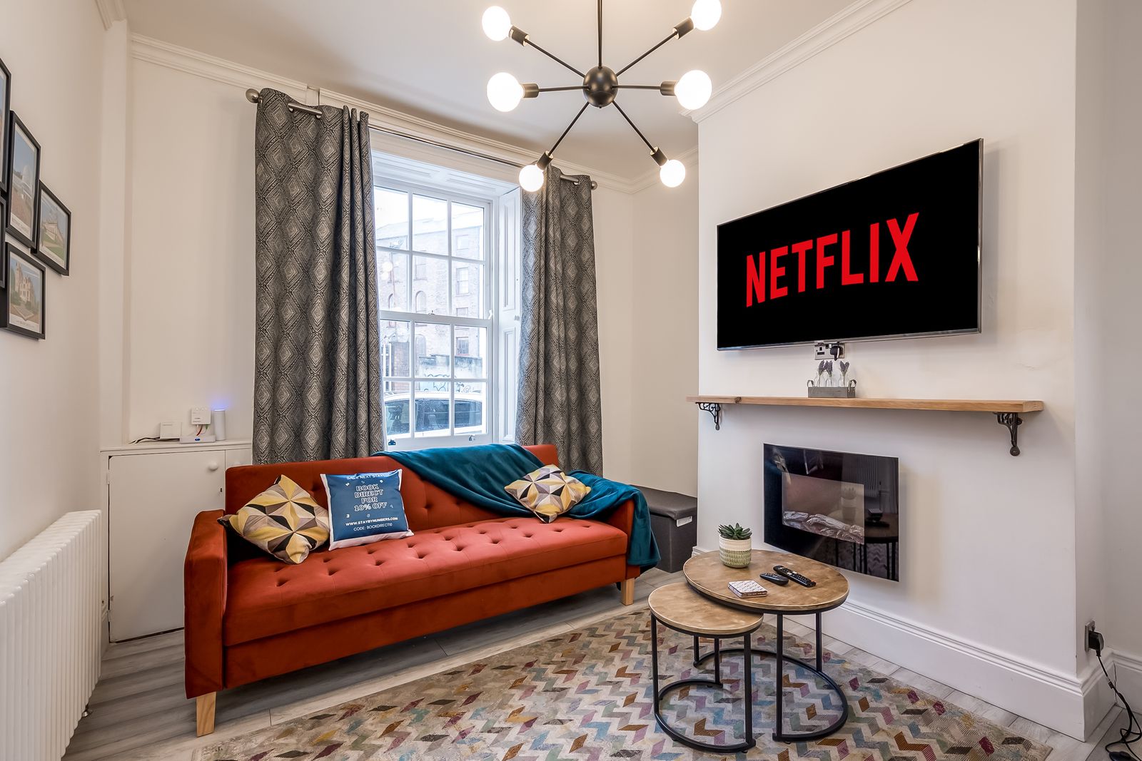 Super Central Victorian Townhouse, walk everywhere by StayByNumbers