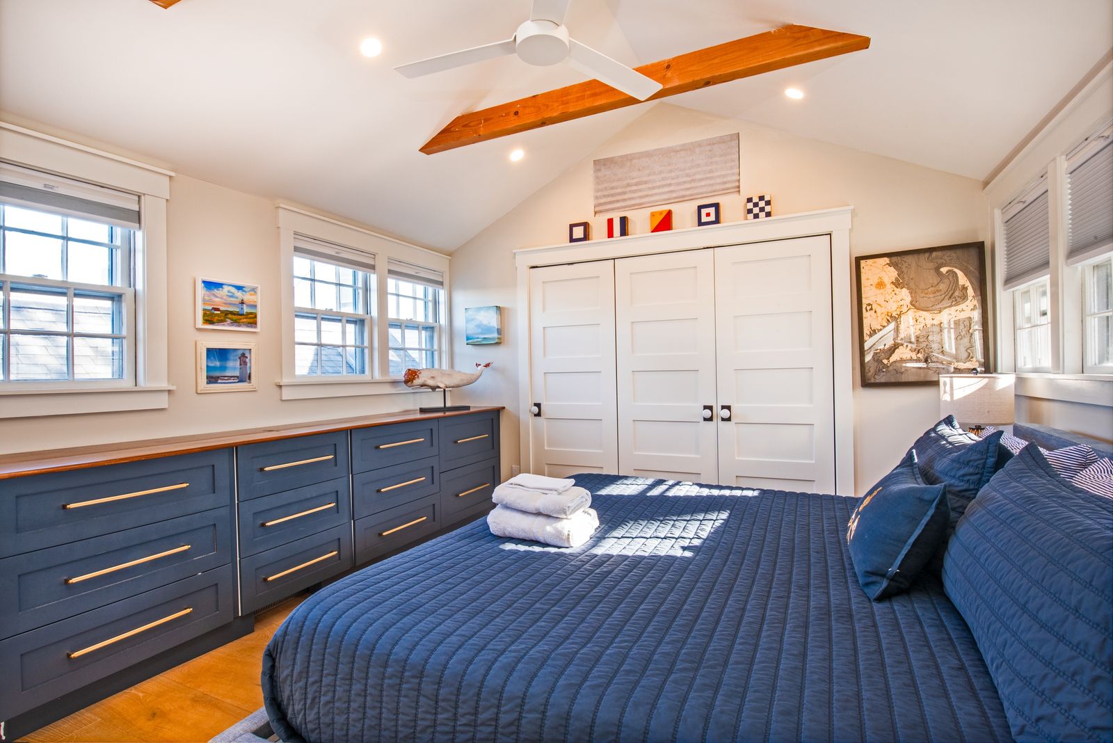 Sailor’s Sanctuary | Luxe West End Condo w/ Rooftop Harbor Views