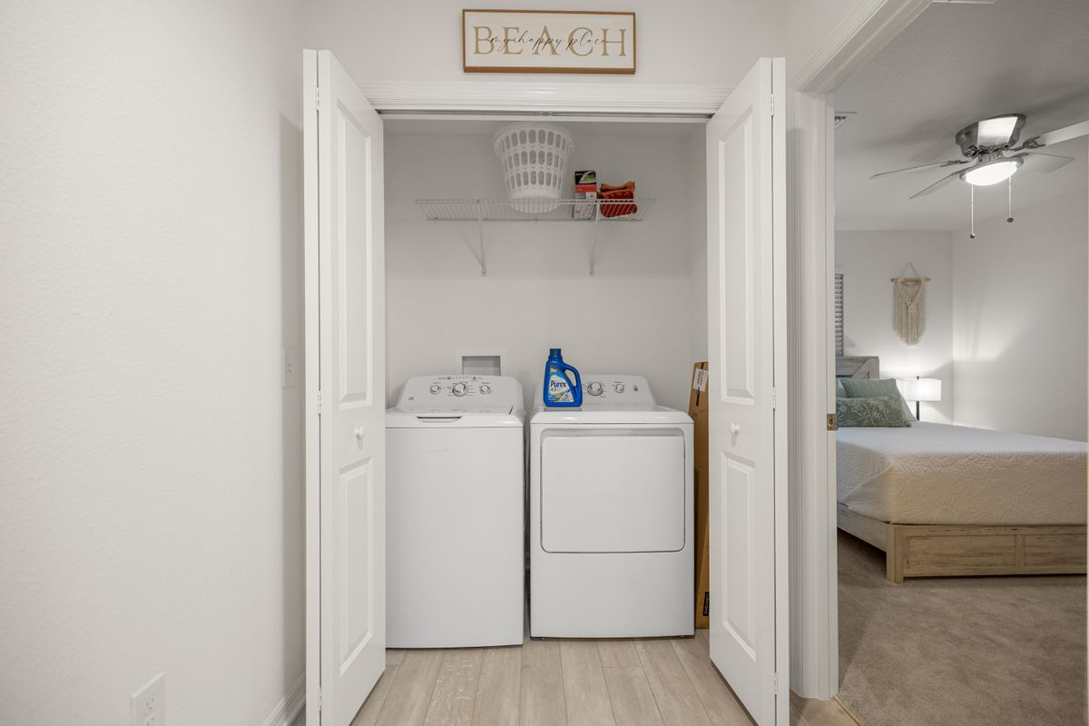 2BR · 2 Bath · Golf Cart · Mins to Eastport Sq — photo 14