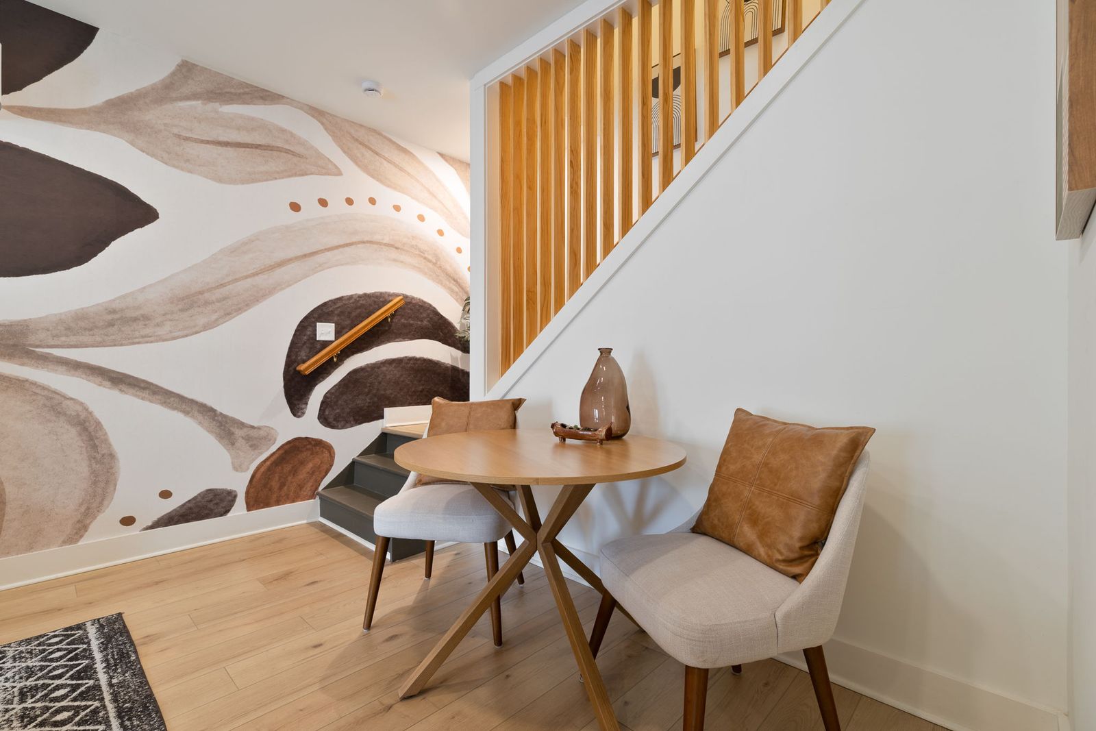 Charming Guest House - Dog Friendly - Parking