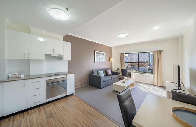 Darling Harbour Escape