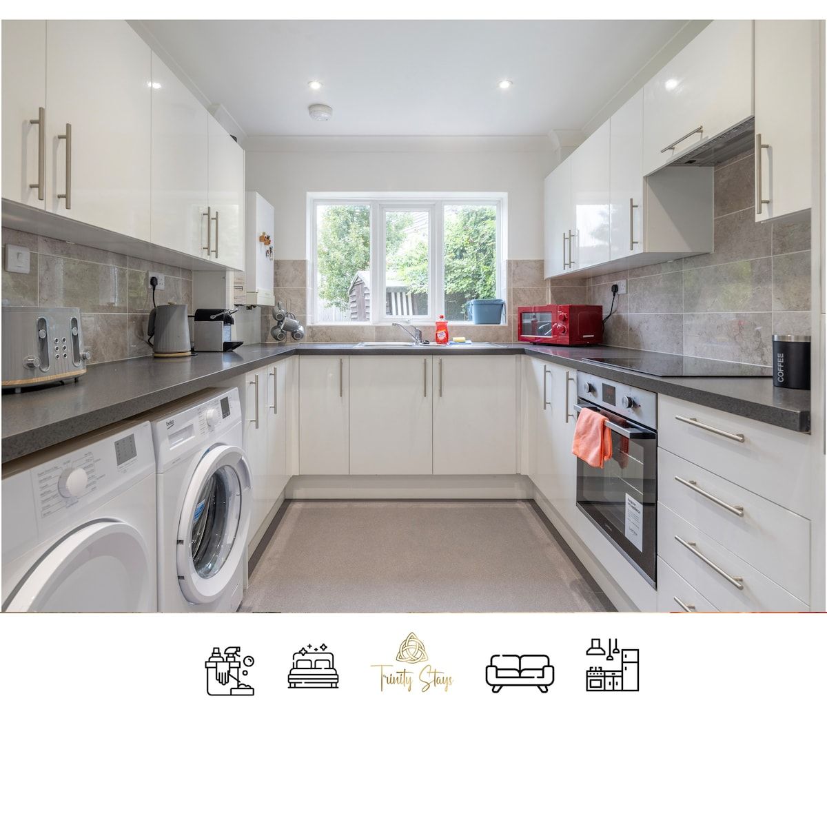 SummerDEAL I Business Stays I WiFi I Parking I228S
