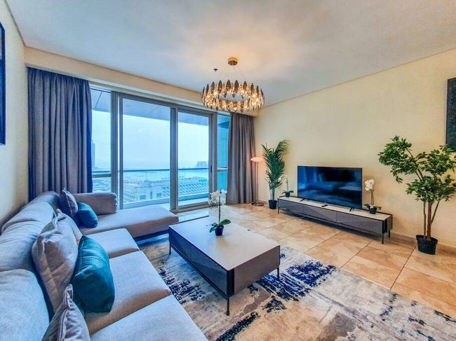 High-Floor 3BR+M with Beautiful Sea View