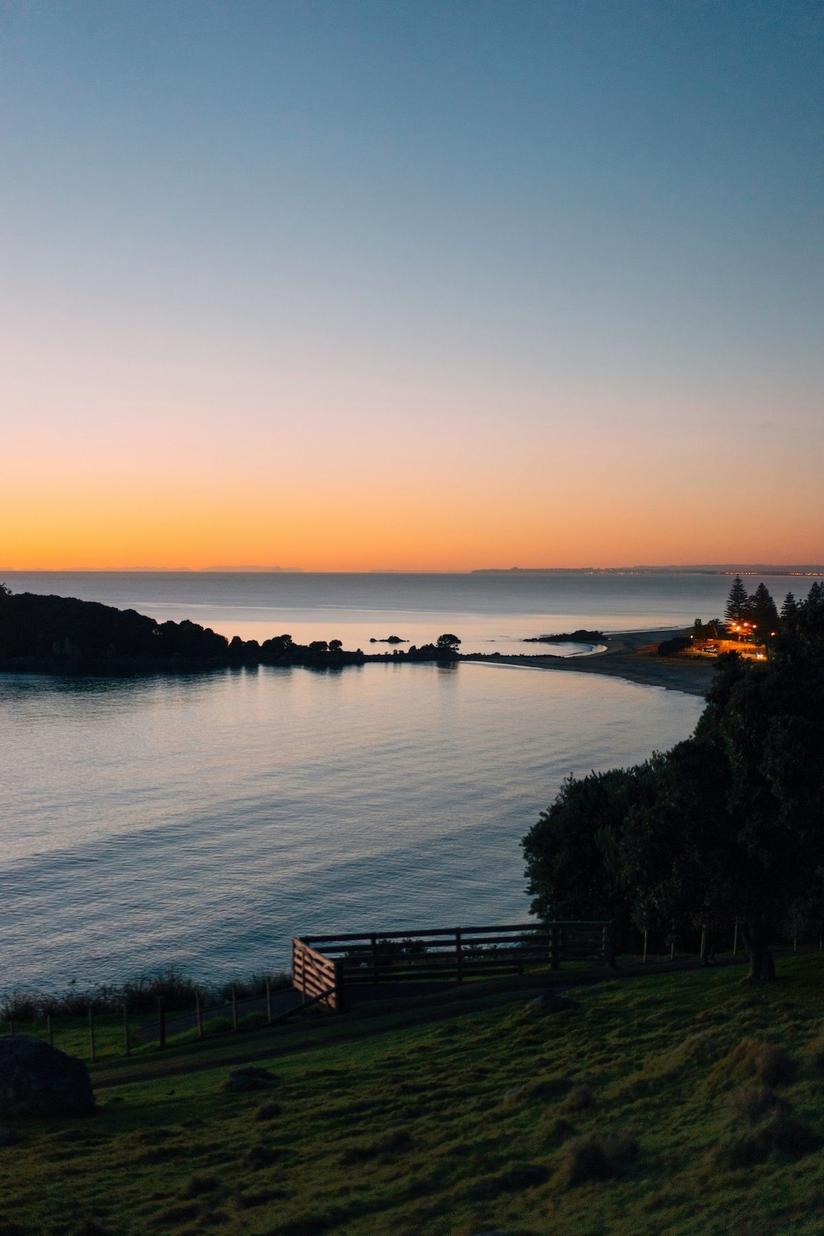1760280736