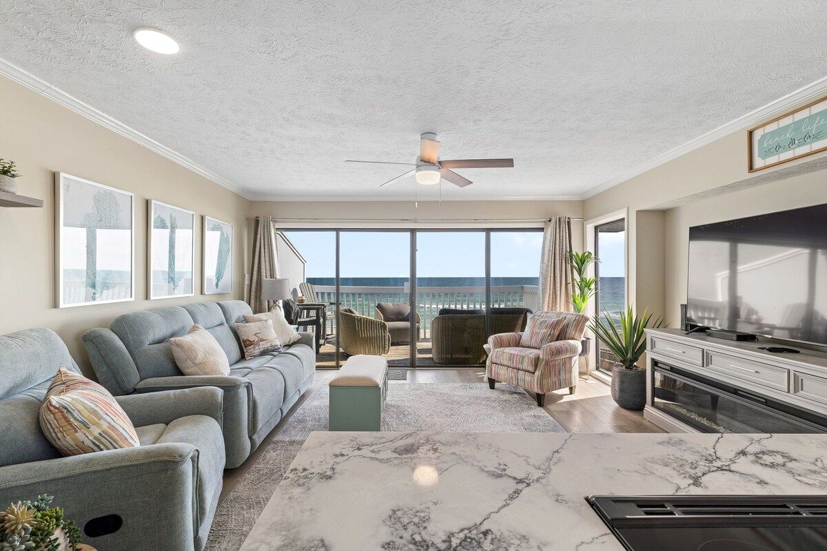 Shoreline Lookout - Oceanfront - Steps to the Water