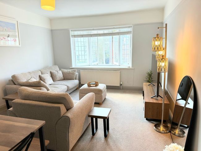 Entire Cosy Flat in Radlett
