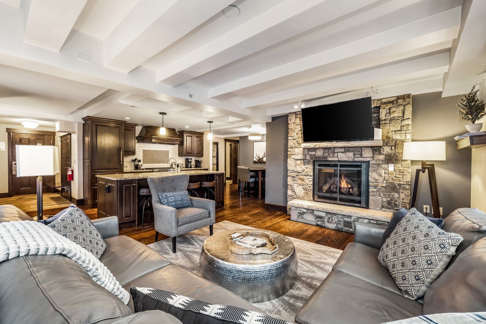 Sunny Mountain Getaway - Luxe Condo Near Outdoor Adventures