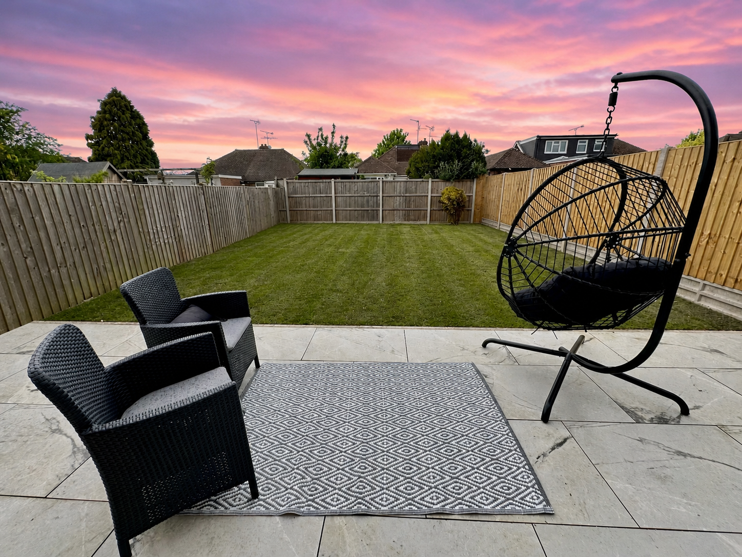 Designer 4BR House | Free Parking | Perfect for Contractors
