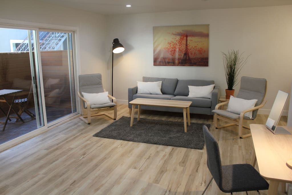 2BR Apt in Culver City by Just Bring Your Toothbrush