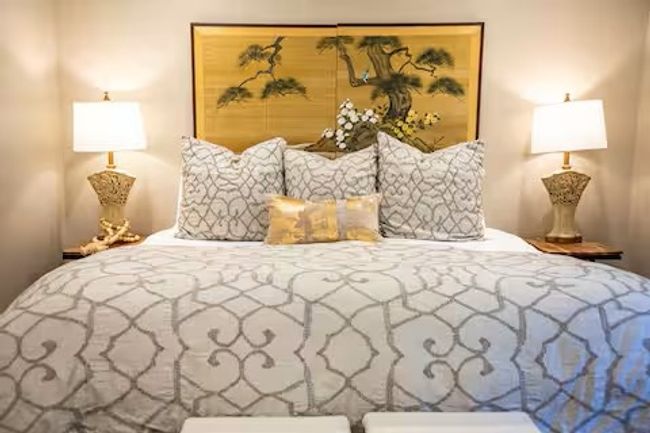 The Catherine 1BR Studio by Velvet Ditch Villas