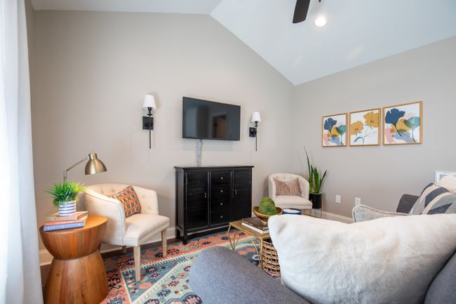 The Bee, Cozy 1BR Studio by Velvet Ditch Villas