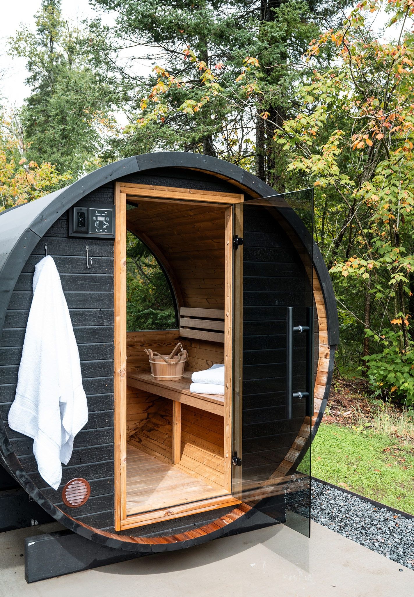 Wildernest Cabins #3 · Private Sauna + Fireplace