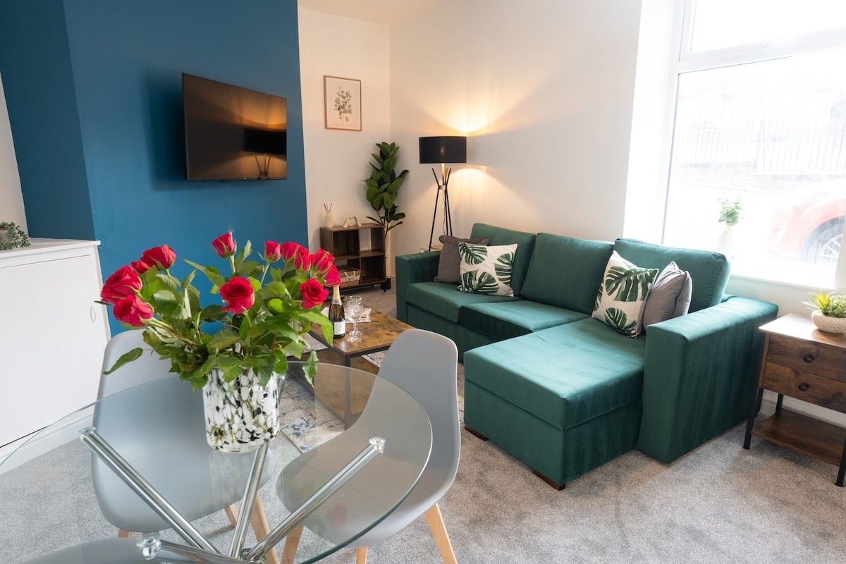 Modern House, ideal for families & contractors!