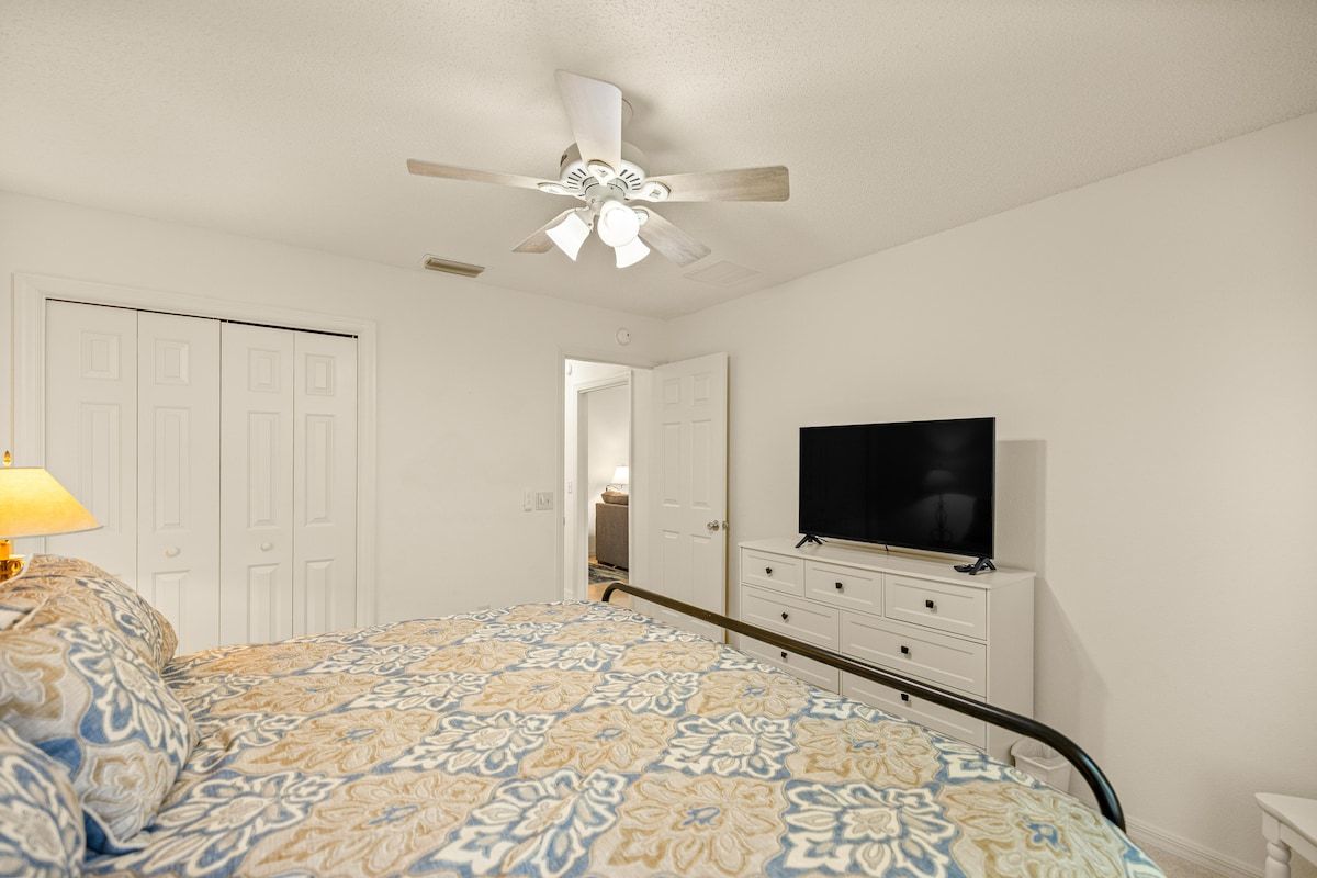 3BR in The Villages Near Lake Sumter | Golfcart — photo 6