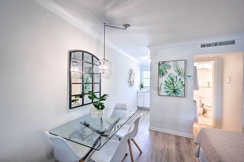 Renovated Studio at Naples Beach & Town — photo 13
